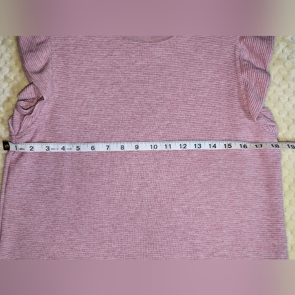 Waffle Knit Cap Ruffle Sleeve Rose Color Top - Picture 2 of 5